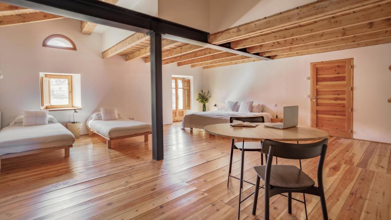 Montellá Cal Calsot Casa Rural "Adults Only" מראה חיצוני תמונה